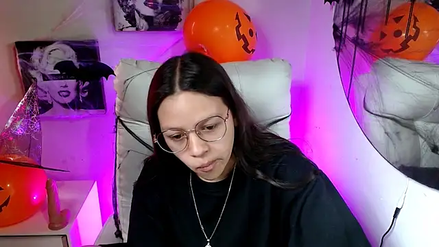 SamanthaRoldaan webcam