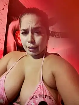 LaurenWelly_ webcam