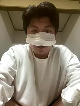 shunchan1919 live cam screenshot male on CUM.show – Splashy Live Cam Performances