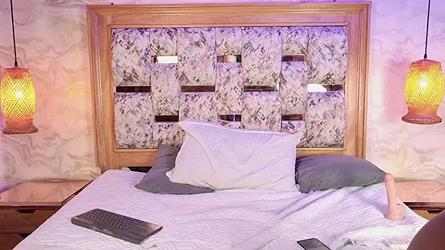 Tianna_sm webcam