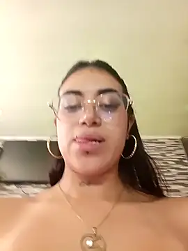 Carla_Bennett__ webcam