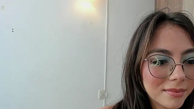 horny_adiction webcam