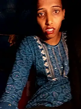 Pinki_thakur_1