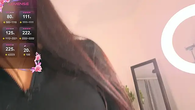 Erika_peach