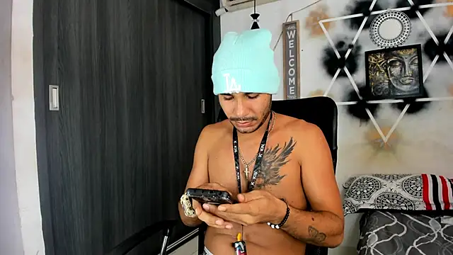 jhapsson_wong webcam