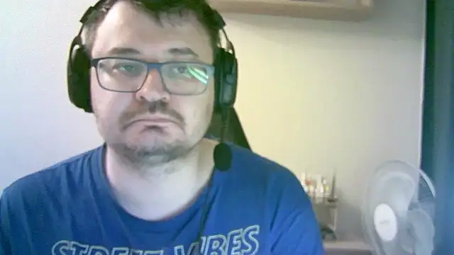 SirAbuser webcam