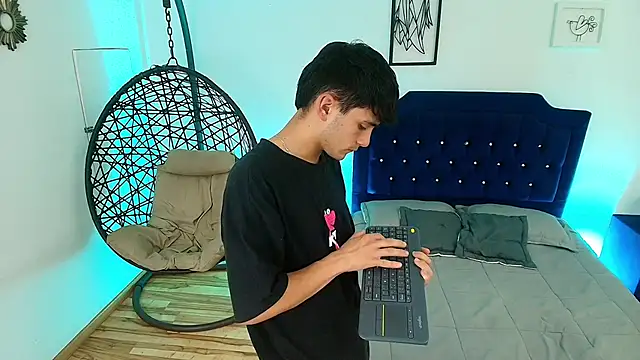 axel_draven (M twink) - I will ride on the pillow ❤️‍🔥