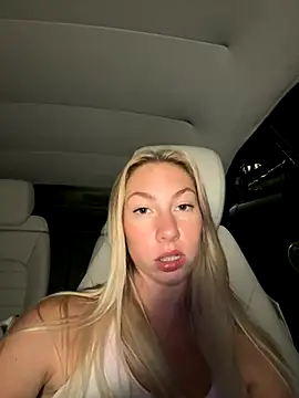 LuisaBecker webcam