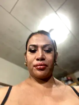 HugeKatarinaTS webcam