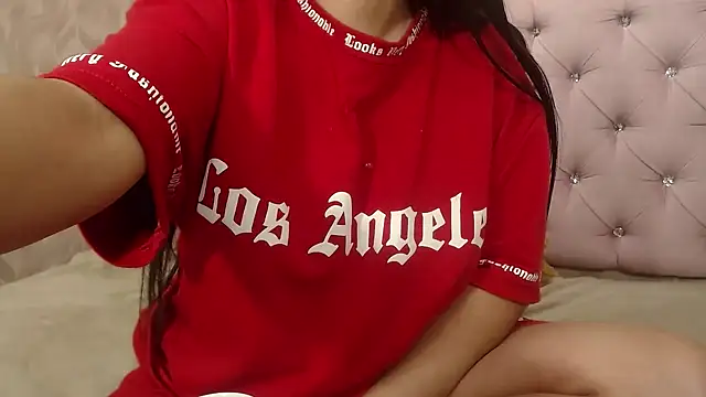 CarolineBrunx webcam