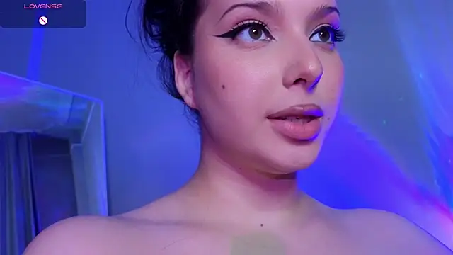 Lucy_louras webcam