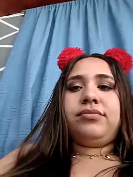 luccyowen webcam