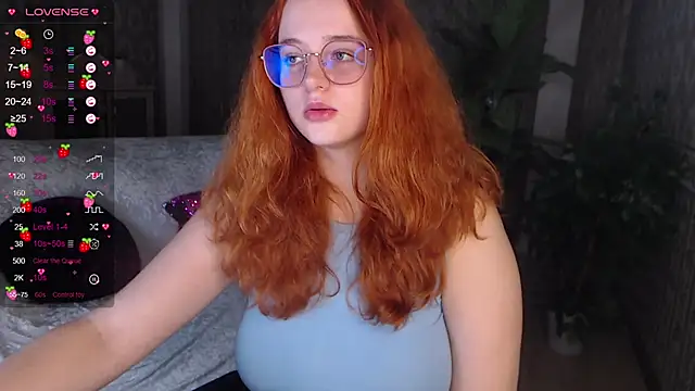 LunaSweet18 webcam