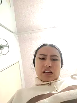 venus_rivers (F teen) - 👅🥥Show Me Your BOOBS🥥
