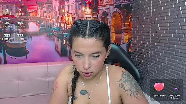Small_naughty_ webcam