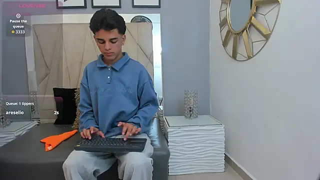 owen__johnson webcam