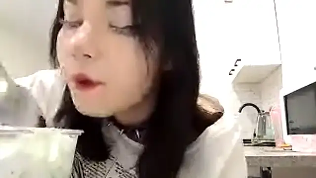 Beeping_Creature webcam