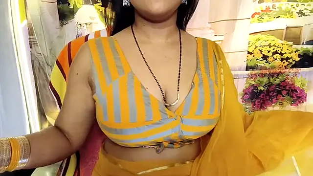 man-mohini-21 (F young) - After goal in swimming pool bikini show