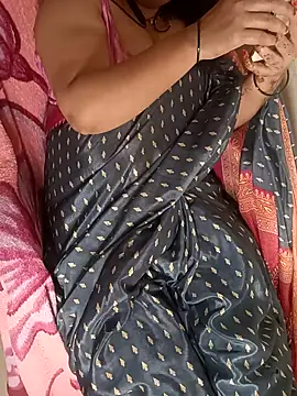Love-priya webcam