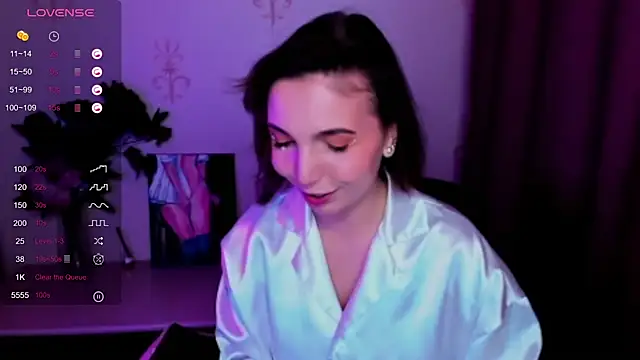 KindHazelHere_ webcam