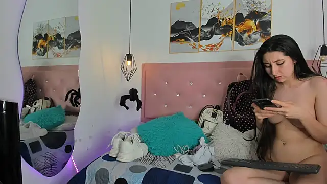 kiara_and_christy webcam
