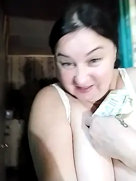 Holly-69 webcam