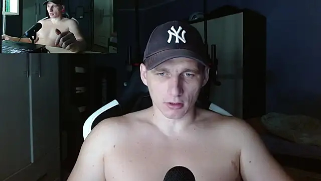 PoliglotJoe webcam