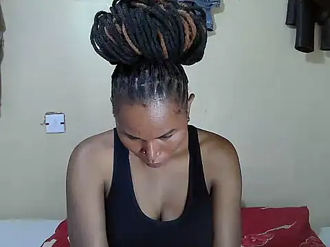 Creamy-Aisha