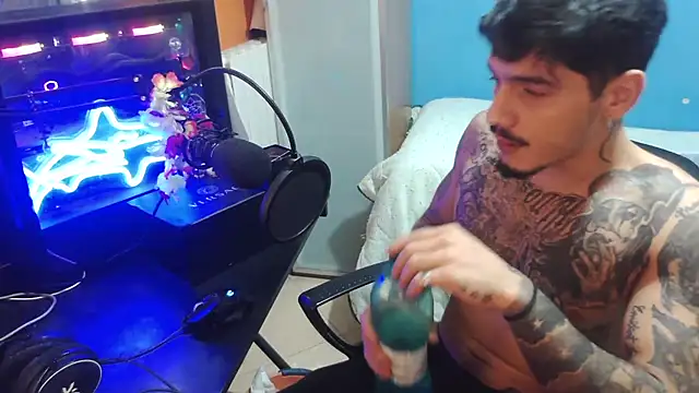 Badboyi1997 webcam