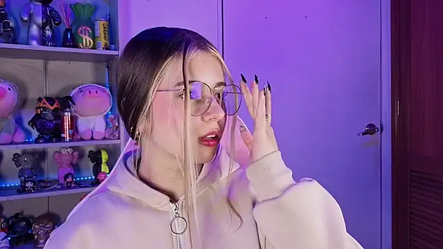 EmilyMiller_ webcam