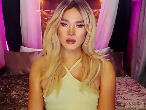YllanaAltheaXxX webcam