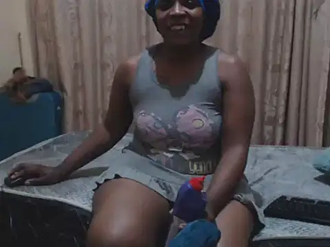 queenteex699 webcam