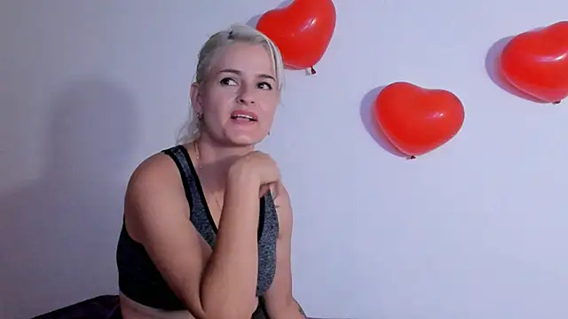 lili_latina47 webcam