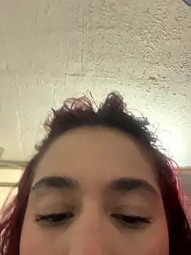 Ari_Baker webcam