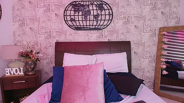 Bella_Smiith_ webcam