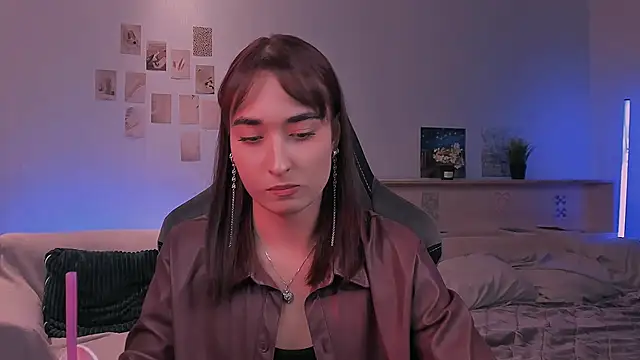 yourfitoviolett webcam
