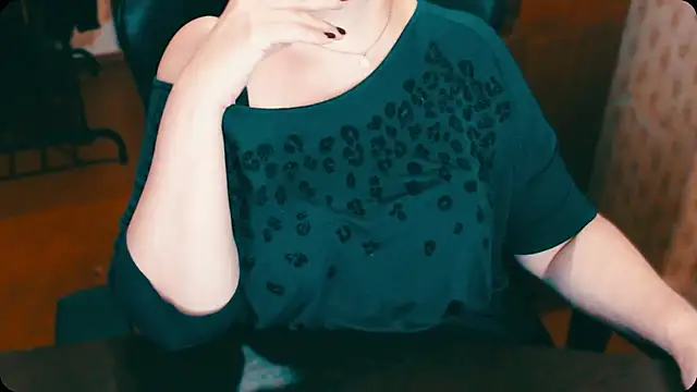 AlisaHot55 webcam