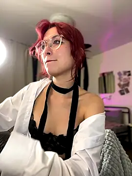 Evangeline_Lawrence_ webcam