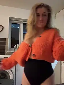 MimiMaee