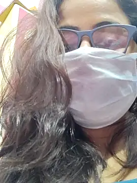 nisha_1110 webcam