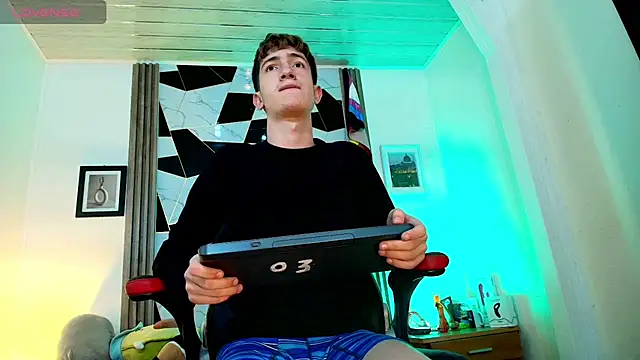 Erik_Osorio webcam