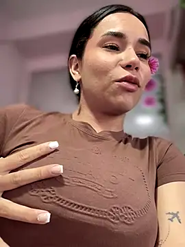 naatalia (G young) - Wet in public store