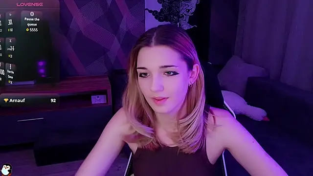 sandy_belle (F teen) - toy control 5 min