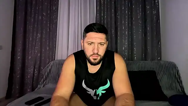 Gold_Alpha_Boy webcam