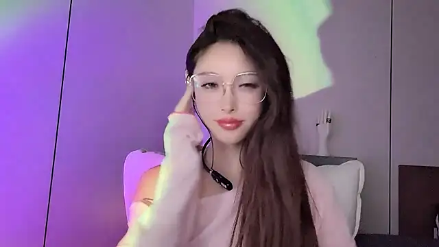 qiaohui (F young) - 油润翘臀