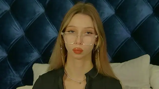 MaliaLandre webcam
