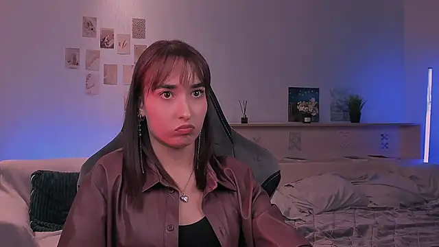 yourfitoviolett webcam