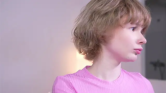 misska__ (F teen) - spank spank spank x10