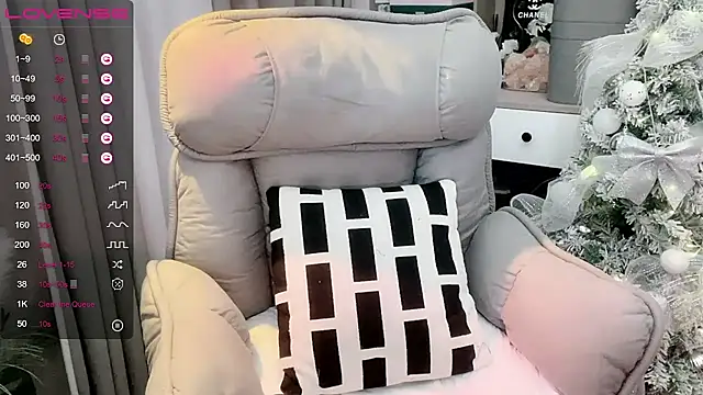 Monica-888 webcam