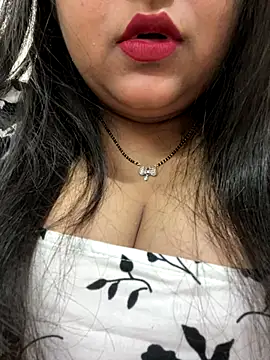 radhikkaa webcam